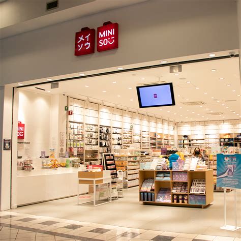 photos de miniso la défense|MINISO La Défense à Puteaux .